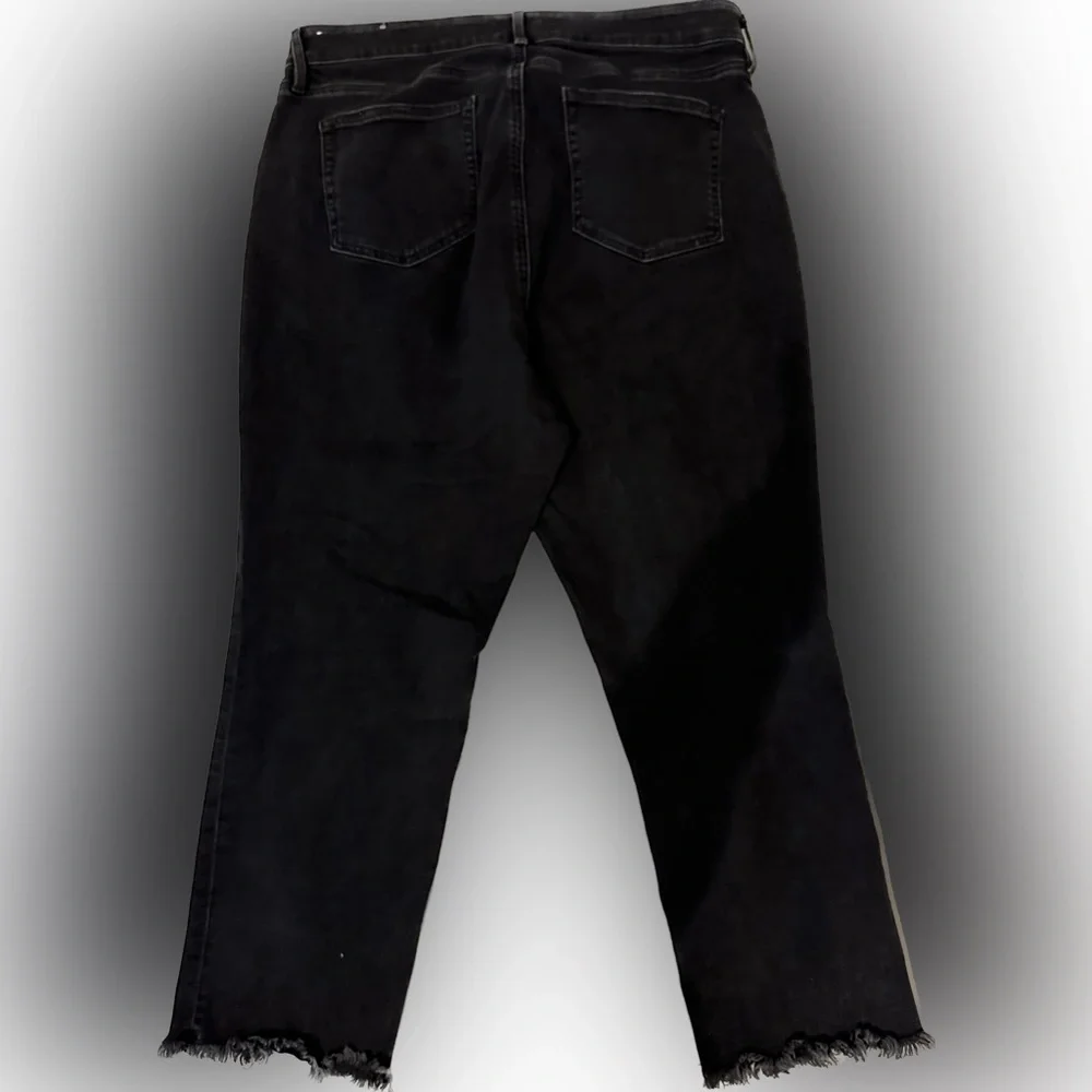 LOFT plus High Waist straight crop. Size 16 - Picture 2 of 3